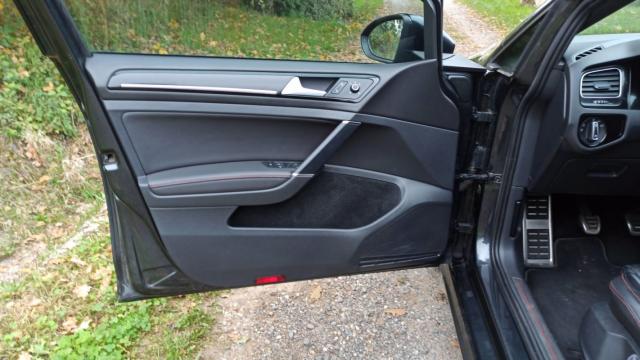 Volkswagen Golf image 3
