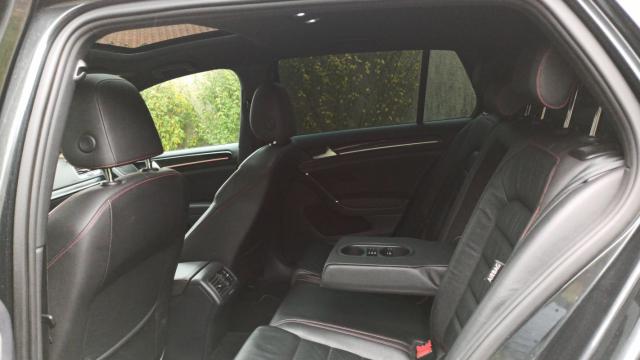 Volkswagen Golf image 6