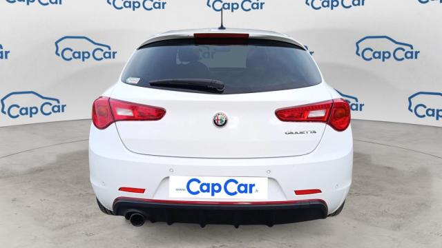Alfa Romeo Giulietta image 8