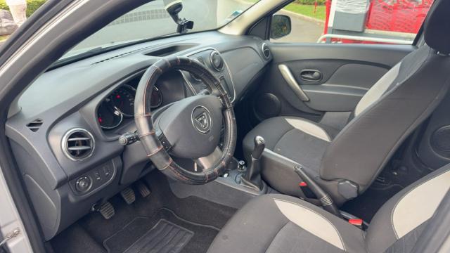 Dacia Sandero image 8