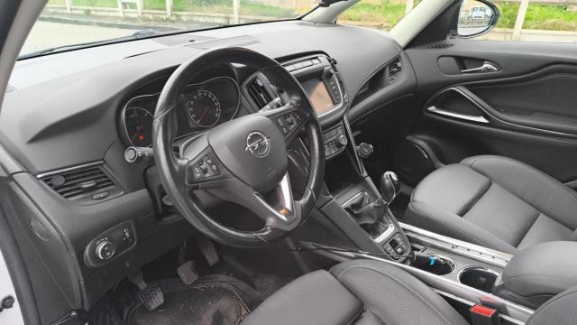 Opel Zafira Tourer image 9