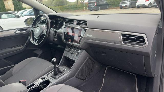 Volkswagen Touran image 3