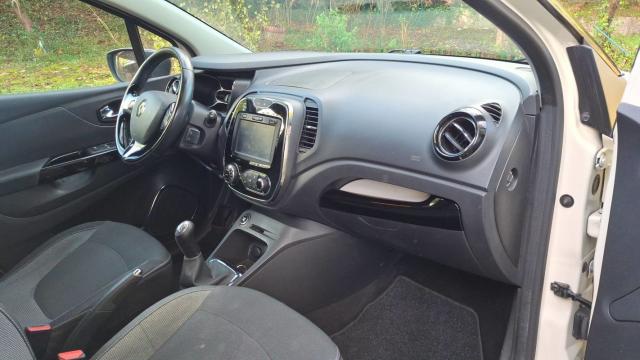 Renault Captur image 2