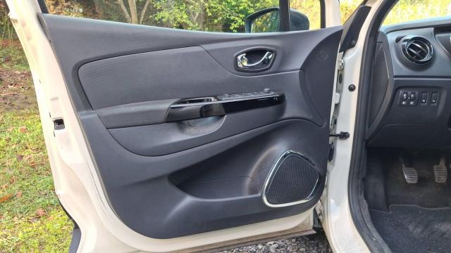 Renault Captur image 6