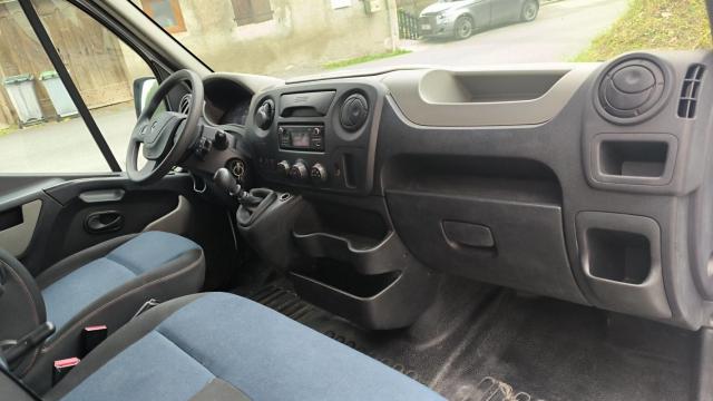 Renault Master image 8