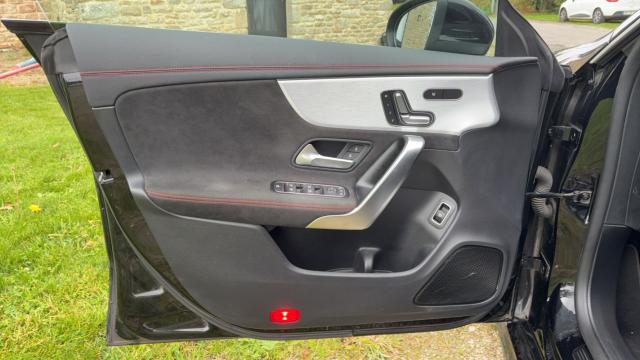 Mercedes Benz Cla Shooting Brake image 5