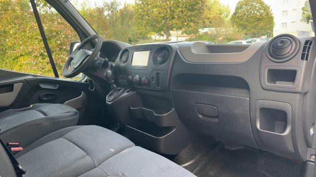 Renault Master image 7