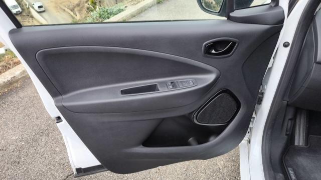 Renault Zoe image 8