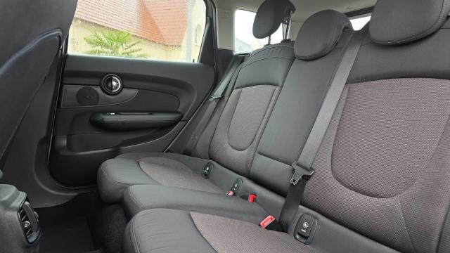 Mini Clubman image 8