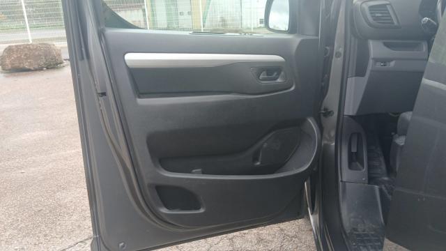 Peugeot Expert Combi image 1