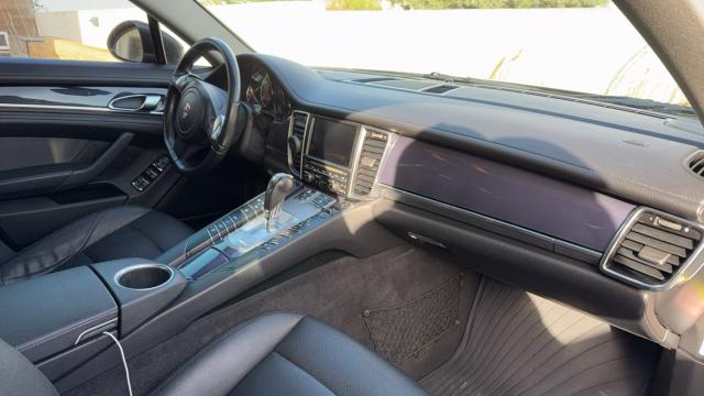 Porsche Panamera image 8