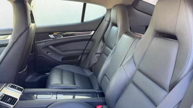 Porsche Panamera image 7