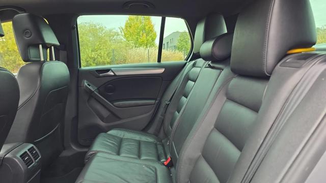 Volkswagen Golf image 6