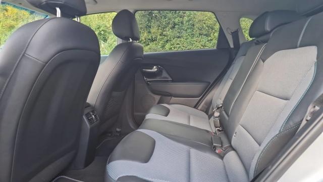 Kia E-Niro image 8