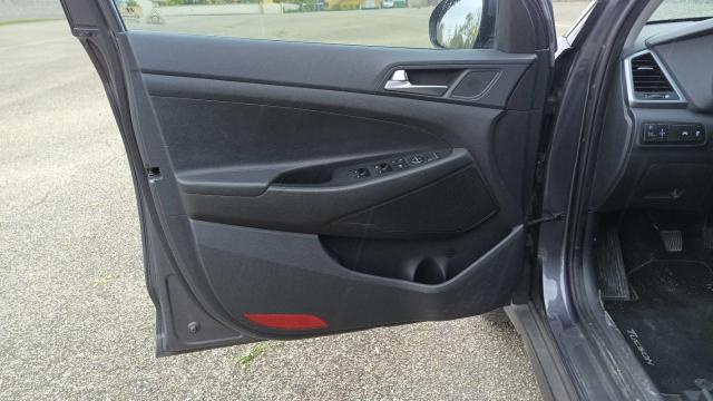 Hyundai Tucson image 8