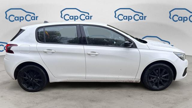 Peugeot 308 image 1