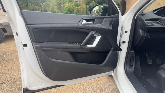 Peugeot 308 image 4