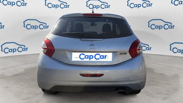 Peugeot 208 image 9