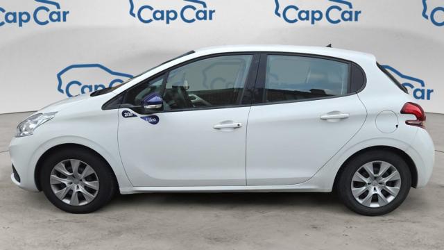 Peugeot 208 image 1