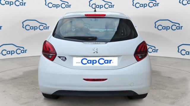 Peugeot 208 image 7