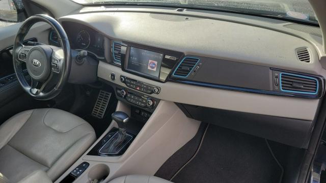 Kia Niro image 8