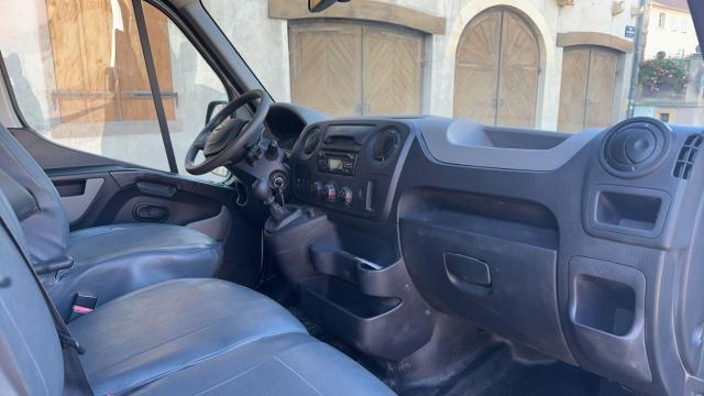 Nissan Nv400 image 2