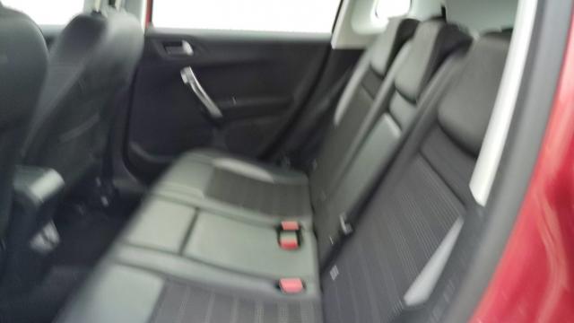 Peugeot 2008 image 7