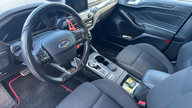 Ford Focus image 2