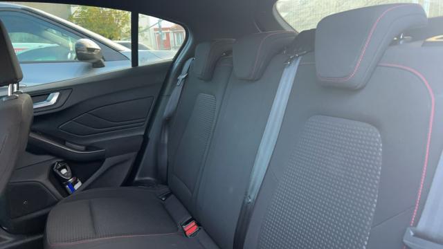 Ford Focus image 3