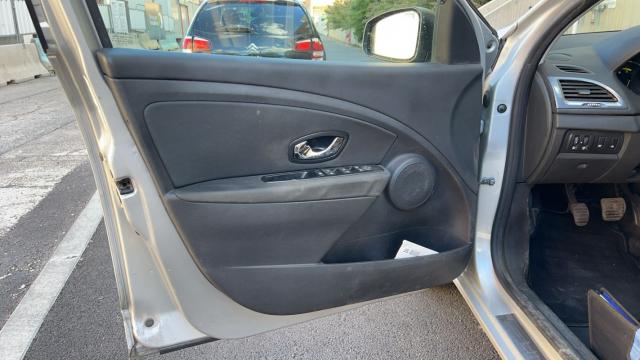 Renault Mégane Estate image 6