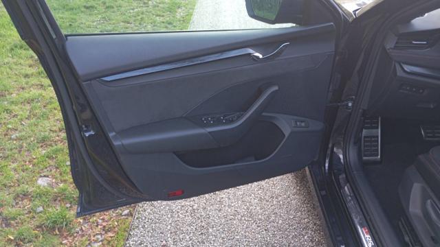 Skoda Octavia image 8