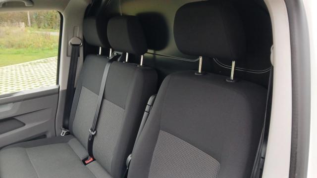 Volkswagen Transporter image 5