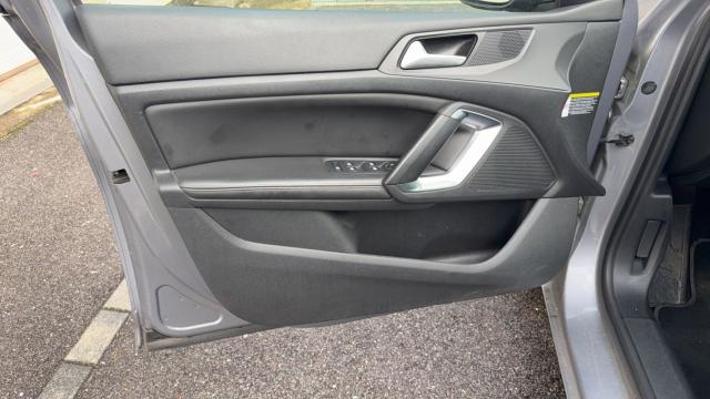Peugeot 308 image 5