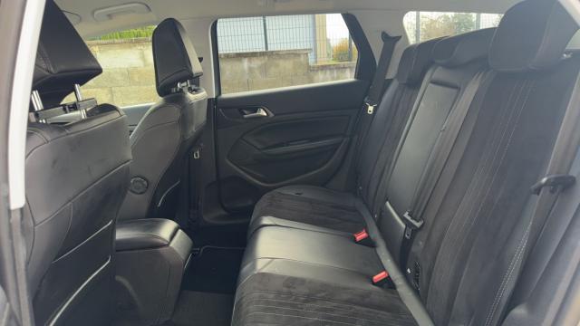 Peugeot 308 image 1