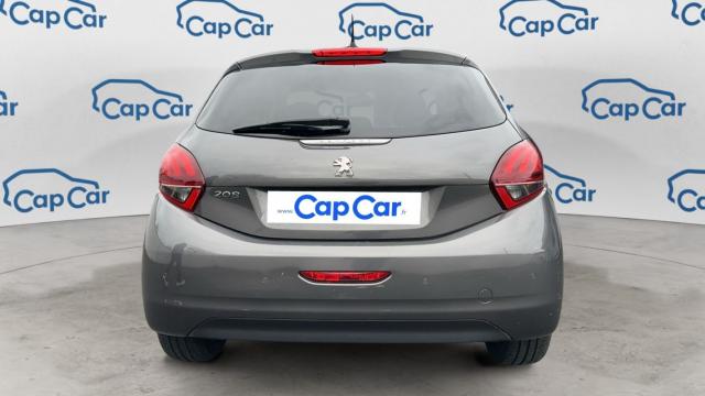 Peugeot 208 image 6