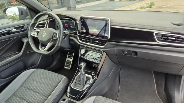 Volkswagen T-Roc image 6