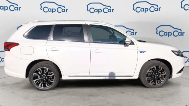 Mitsubishi Outlander image 1