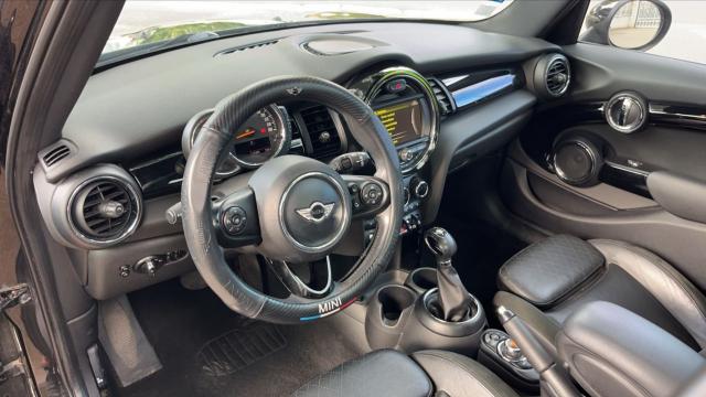Mini Mini image 3