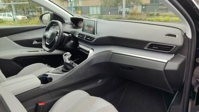 Peugeot 3008 image 7