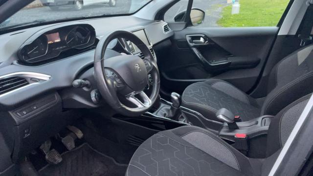 Peugeot 2008 image 4