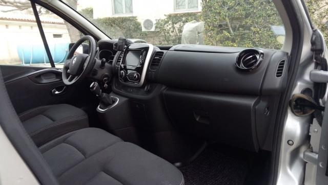 Renault Trafic image 9
