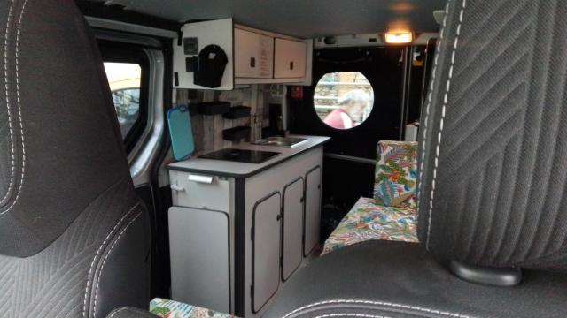 Renault Trafic image 8