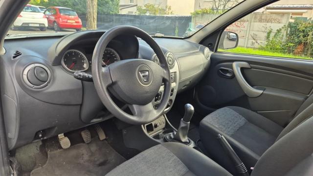 Dacia Duster image 4