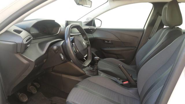 Peugeot 208 image 7