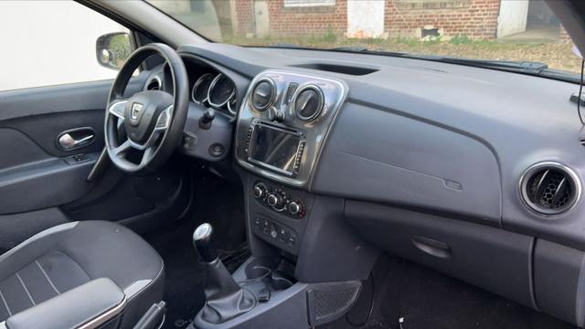 Dacia Sandero image 1