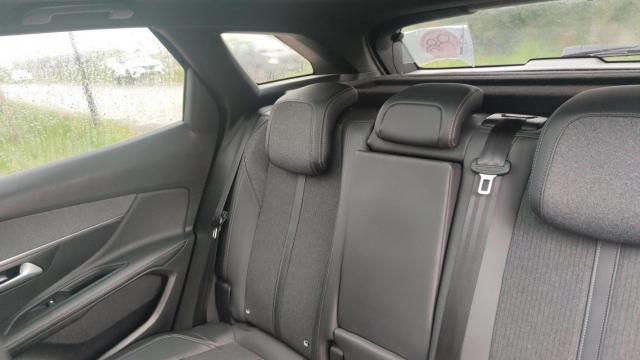 Peugeot 3008 image 9