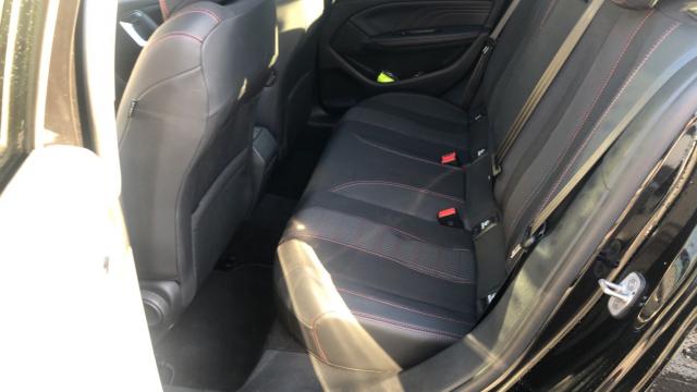 Peugeot 308 image 1