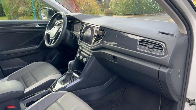 Volkswagen T-Roc image 2