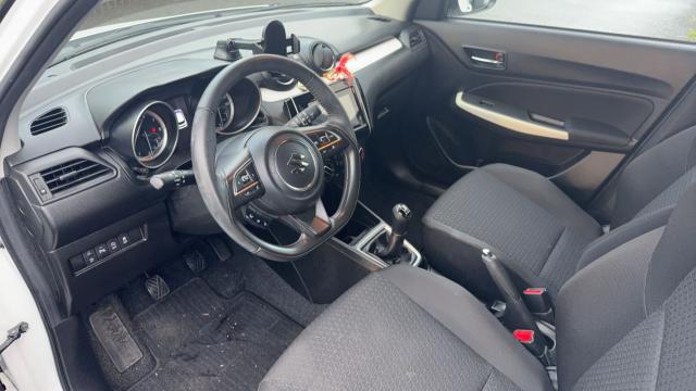 Suzuki Swift image 8