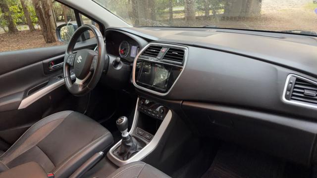 Suzuki Sx4 S-Cross image 1